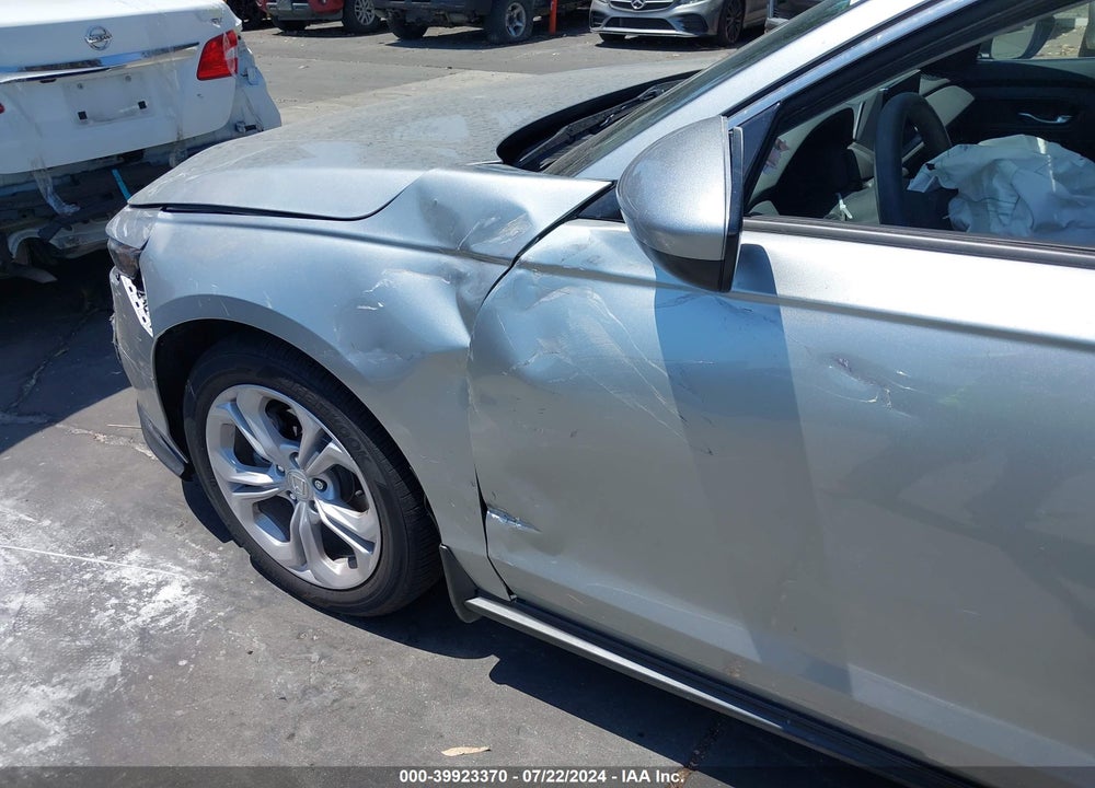 2024 HONDA ACCORD LX VIN: 1HGCY1F29RA007767