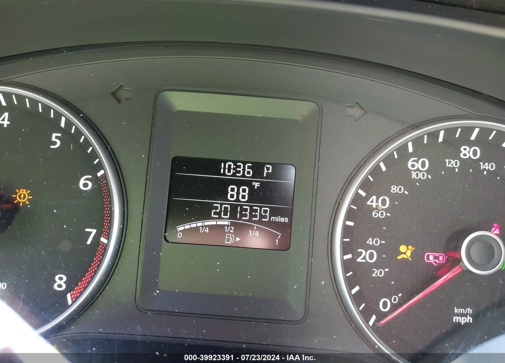 2013 VOLKSWAGEN JETTA 2.5L SE VIN: 3VWDP7AJ7DM258500