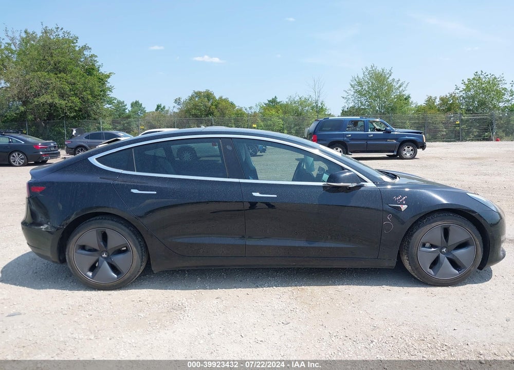2018 TESLA MODEL 3 LONG RANGE/PERFORMANCE VIN: 5YJ3E1EB7JF170552