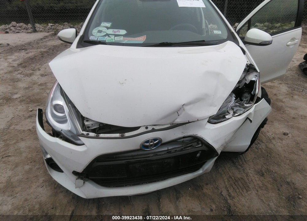 2015 TOYOTA PRIUS C TWO VIN: JTDKDTB36F1580296