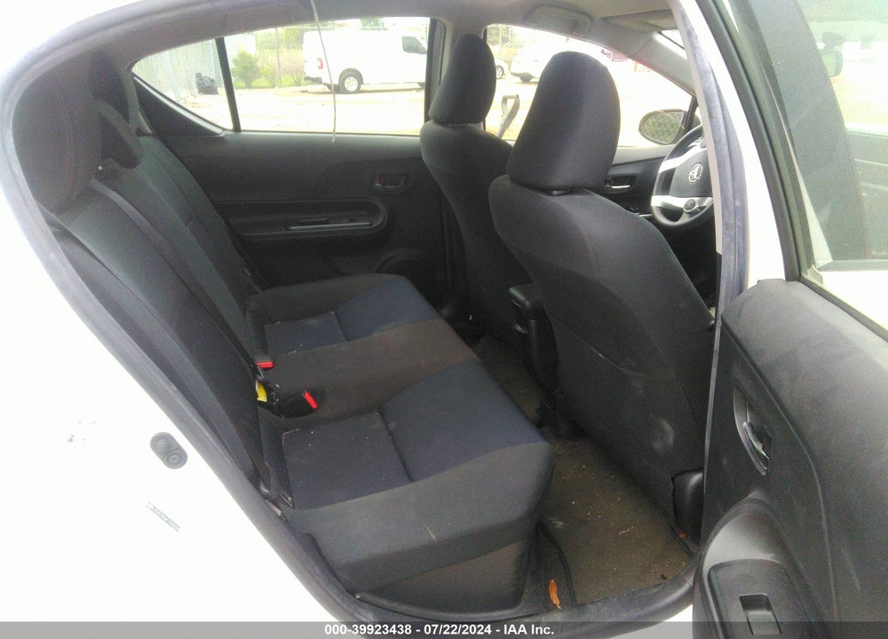 2015 TOYOTA PRIUS C TWO VIN: JTDKDTB36F1580296