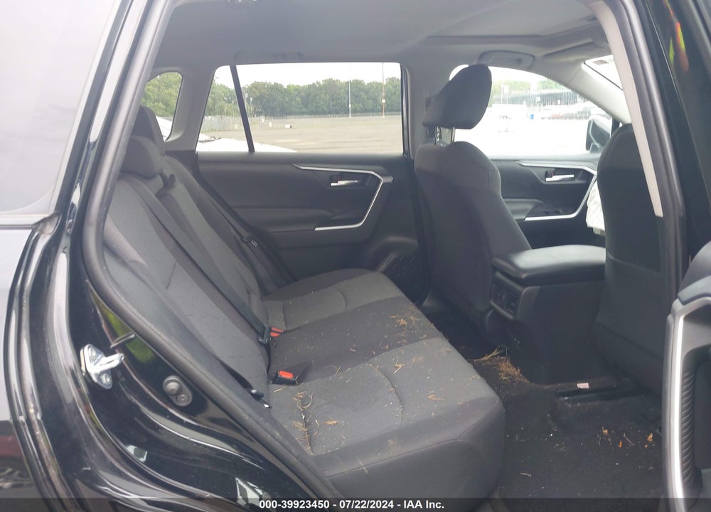 2020 TOYOTA RAV4 XLE VIN: 2T3P1RFV8LW084829