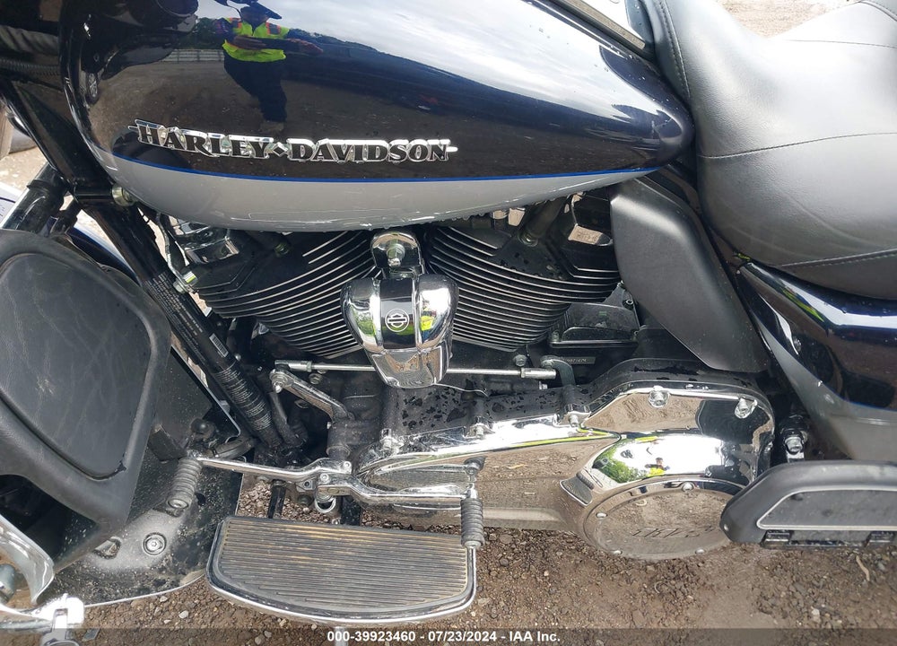 2019 HARLEY-DAVIDSON FLHTK VIN: 1HD1KEF17KB634309