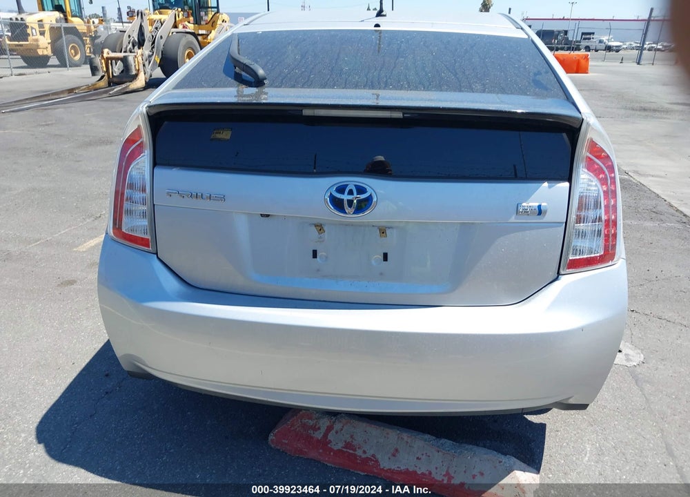 2015 TOYOTA PRIUS TWO VIN: JTDKN3DU7F0484573