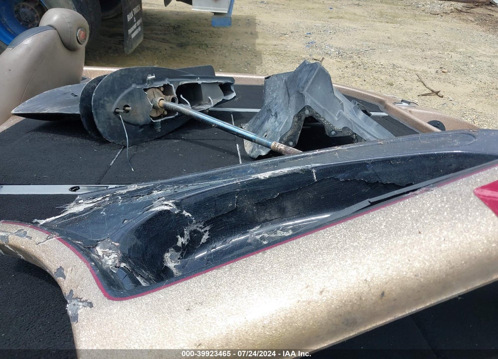2007 RANGER BASS 22FT BOAT/AND MOTOR VIN: RNG04161F607