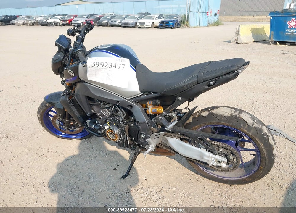 2023 YAMAHA MT09 D VIN: JYARN72E6PA002006
