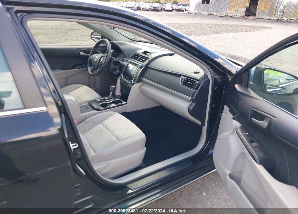 2014 TOYOTA CAMRY LE VIN: 4T4BF1FK2ER387738