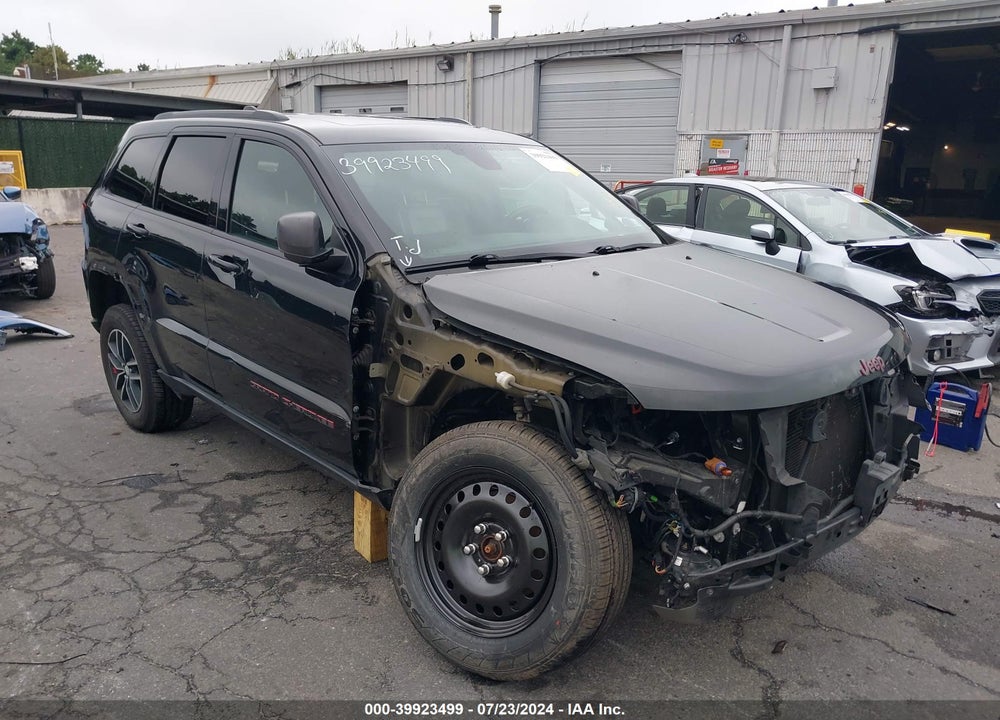 2017 JEEP GRAND CHEROKEE TRAILHAWK 4X4 VIN: 1C4RJFLGXHC635771