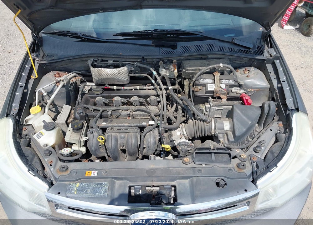 2011 FORD FOCUS SE VIN: 1FAHP3FN5BW105853