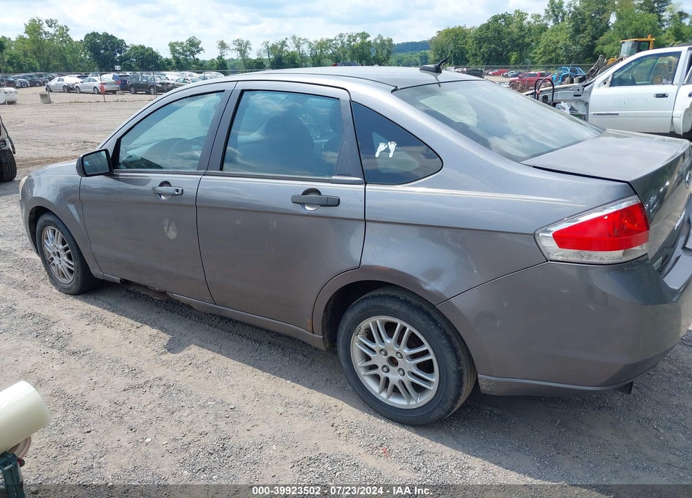 2011 FORD FOCUS SE VIN: 1FAHP3FN5BW105853