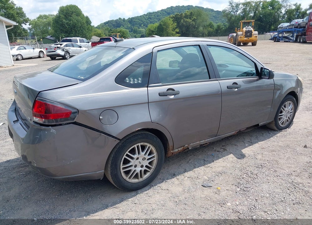 2011 FORD FOCUS SE VIN: 1FAHP3FN5BW105853