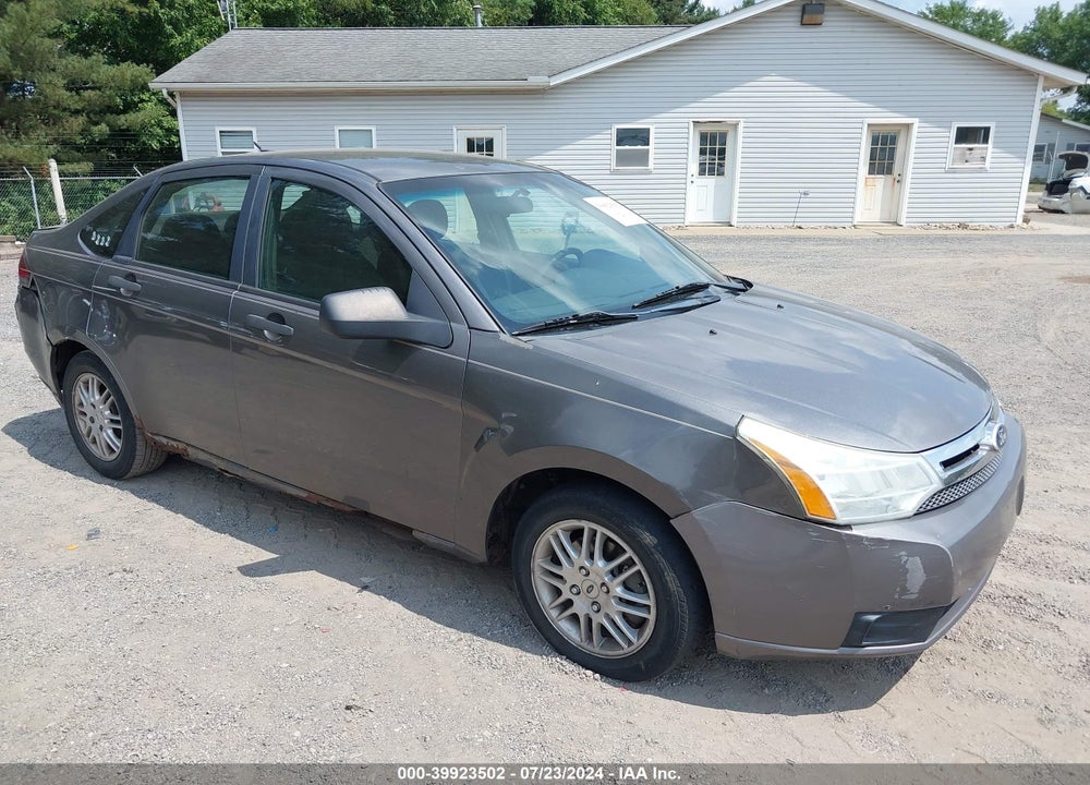 2011 FORD FOCUS SE VIN: 1FAHP3FN5BW105853
