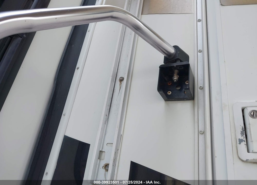2007 CARRI-LITE FIFTH WHEEL SERIES VIN: 16F62C5RX71B16357