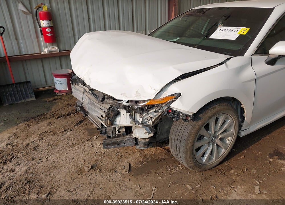 2019 TOYOTA CAMRY LE VIN: 4T1B11HK7KU773864