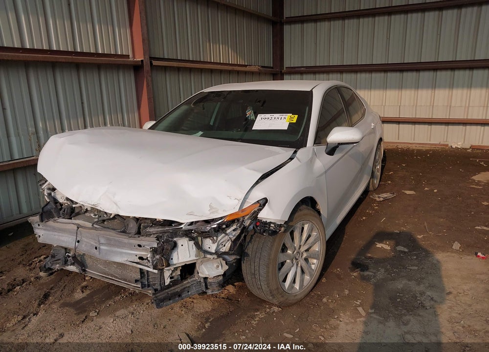 2019 TOYOTA CAMRY LE VIN: 4T1B11HK7KU773864