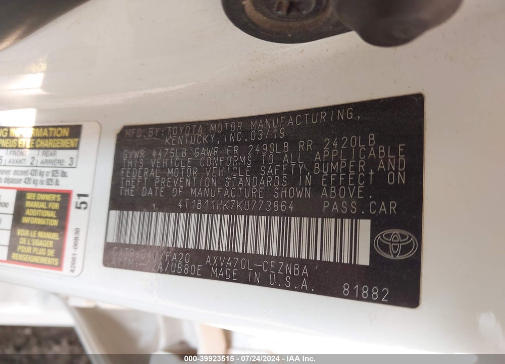 2019 TOYOTA CAMRY LE VIN: 4T1B11HK7KU773864