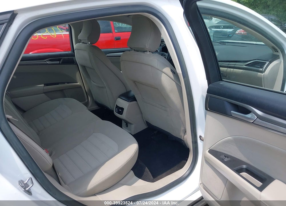 2018 FORD FUSION HYBRID SE VIN: 3FA6P0LU2JR198365