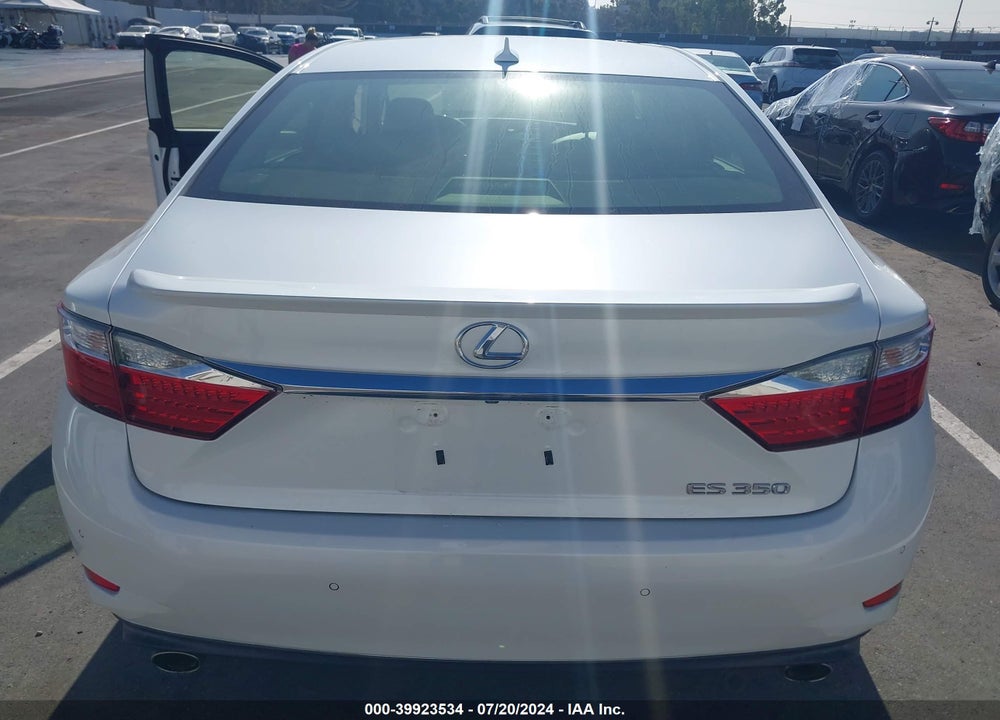 2013 LEXUS ES 350 VIN: JTHBK1GG4D2020739