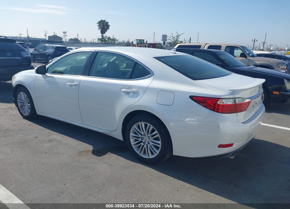 2013 LEXUS ES 350 VIN: JTHBK1GG4D2020739