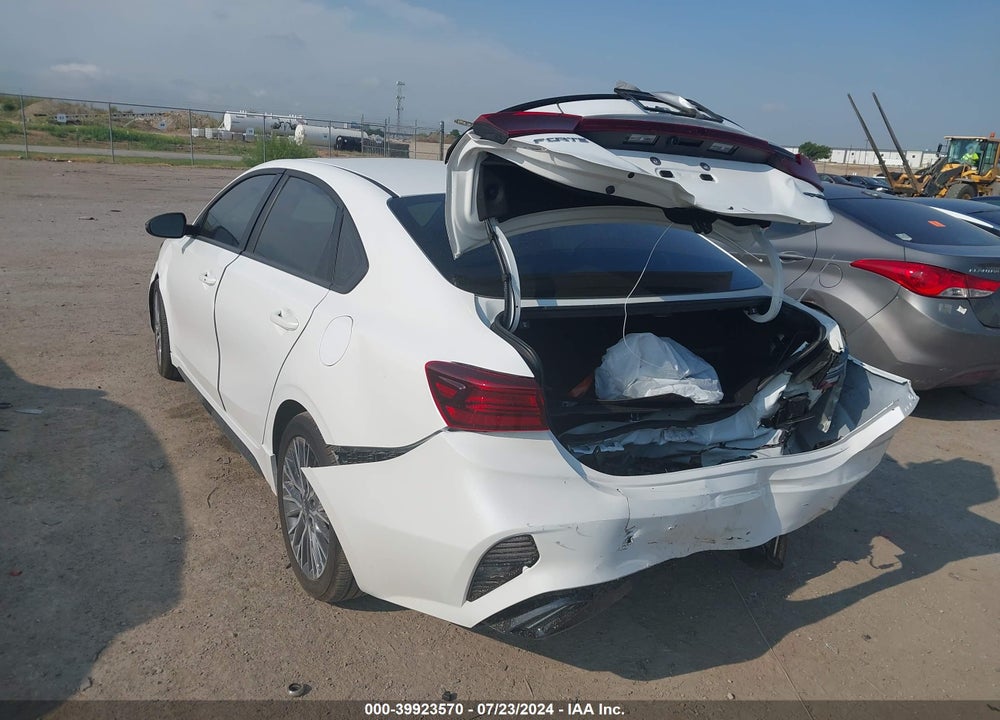 2024 KIA FORTE GT LINE VIN: 3KPF54AD2RE739556