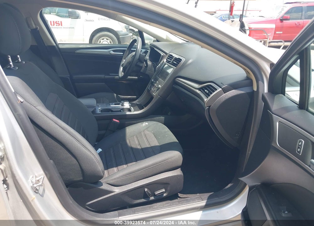 2019 FORD FUSION SE VIN: 3FA6P0H73KR261283