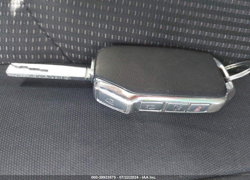2019 KIA FORTE LXS VIN: 3KPF24AD0KE109100