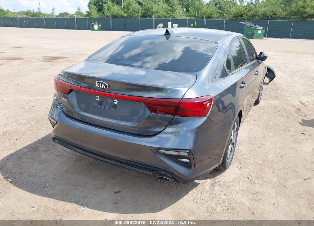 2019 KIA FORTE LXS VIN: 3KPF24AD0KE109100