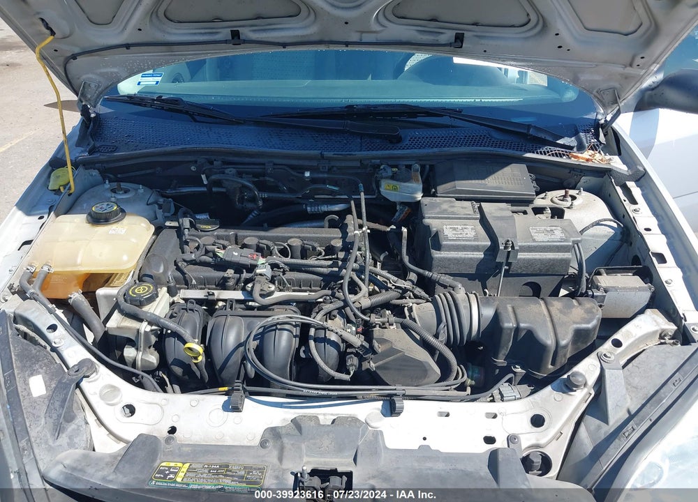 2007 FORD FOCUS S/SE/SES VIN: 1FAHP34N57W215702