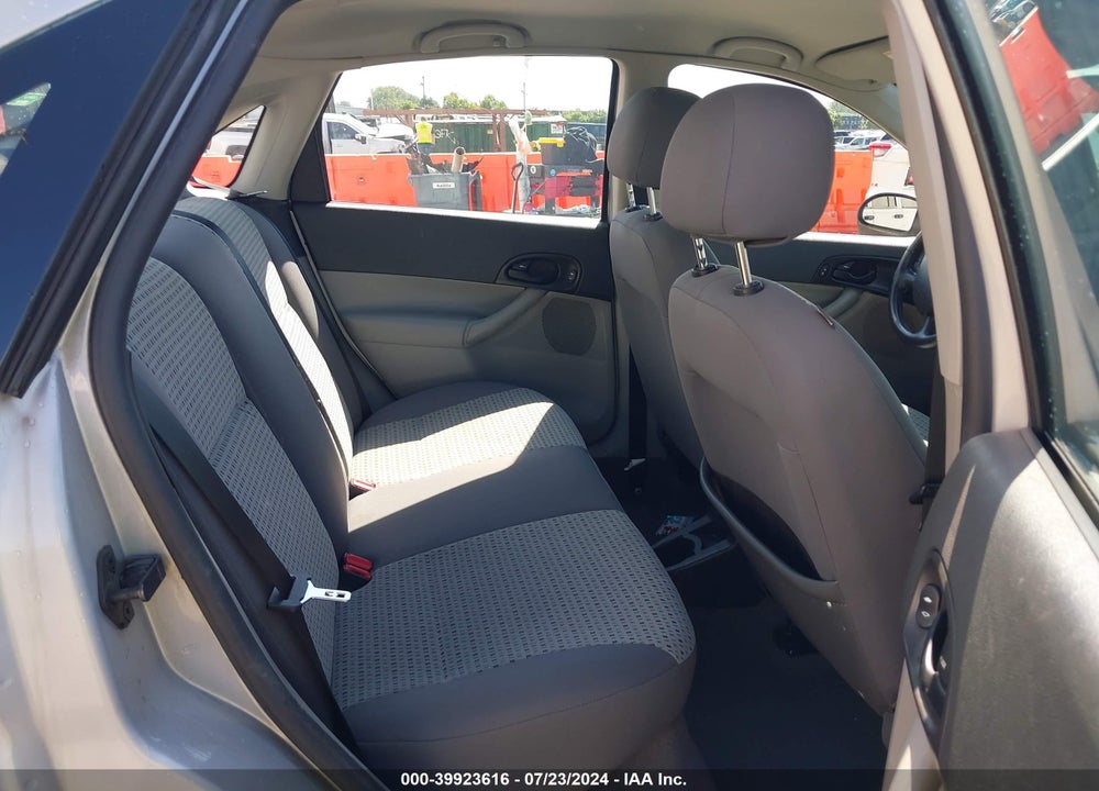 2007 FORD FOCUS S/SE/SES VIN: 1FAHP34N57W215702