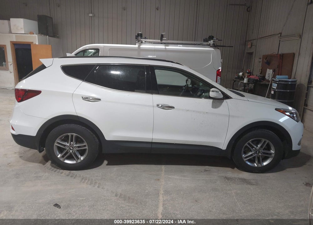 2018 HYUNDAI SANTA FE SPORT 2.4L VIN: 5NMZUDLB8JH062764