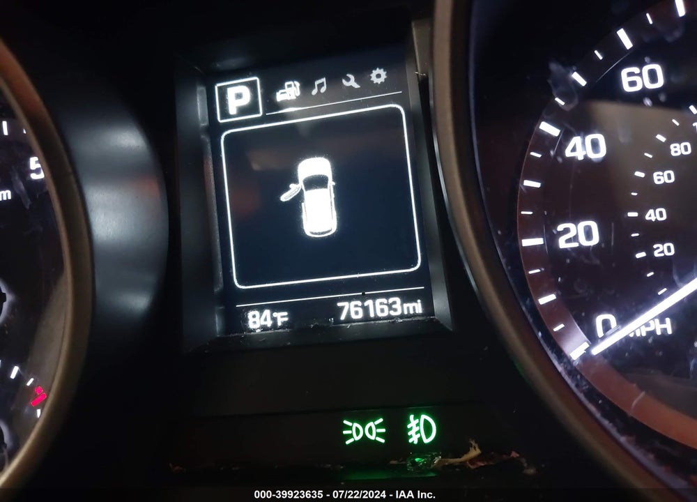 2018 HYUNDAI SANTA FE SPORT 2.4L VIN: 5NMZUDLB8JH062764