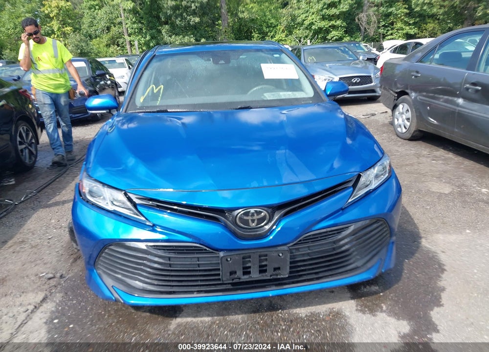 2019 TOYOTA CAMRY LE VIN: 4T1B11HK5KU234675