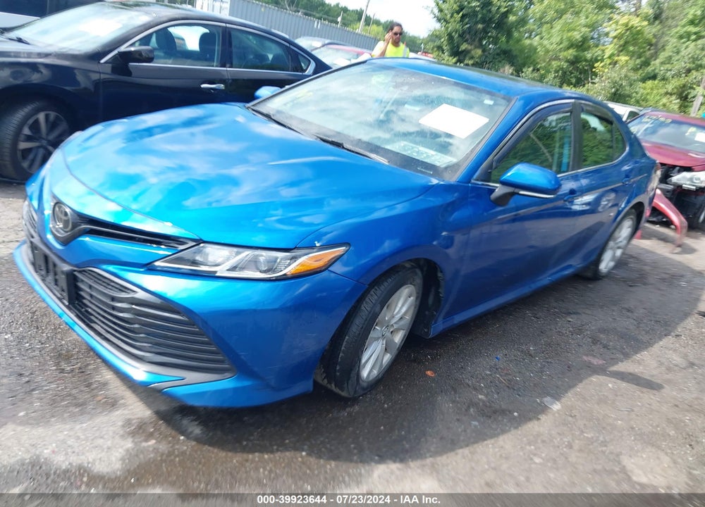 2019 TOYOTA CAMRY LE VIN: 4T1B11HK5KU234675