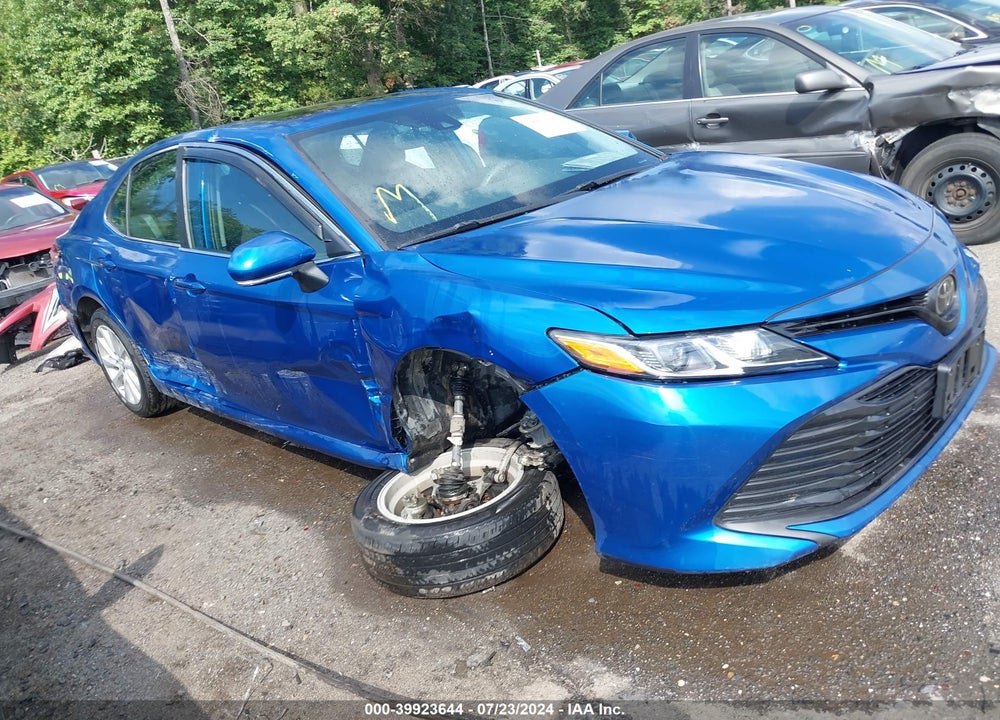 2019 TOYOTA CAMRY LE VIN: 4T1B11HK5KU234675