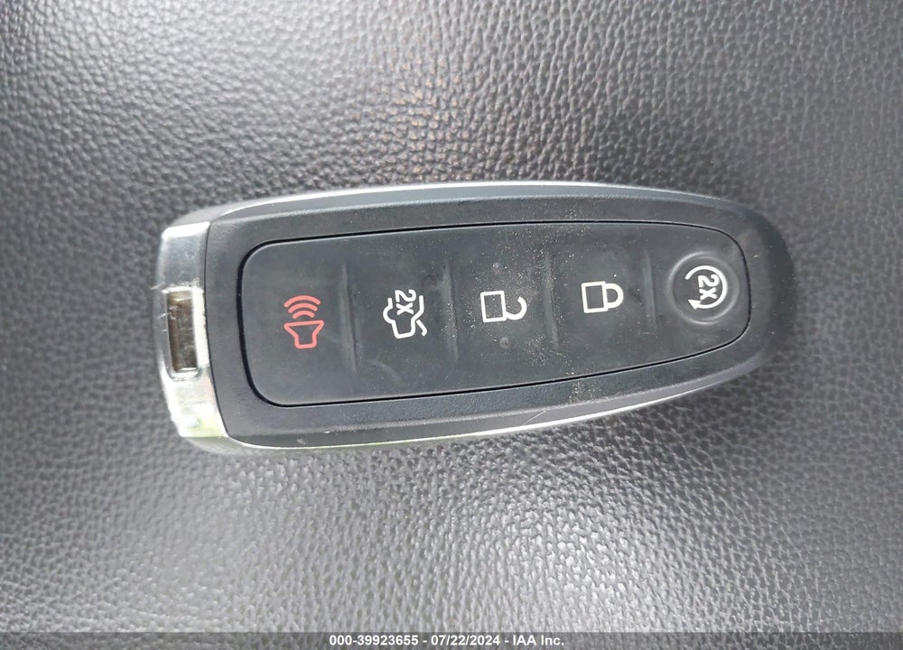 2019 FORD ESCAPE SEL VIN: 1FMCU9HD5KUA40353