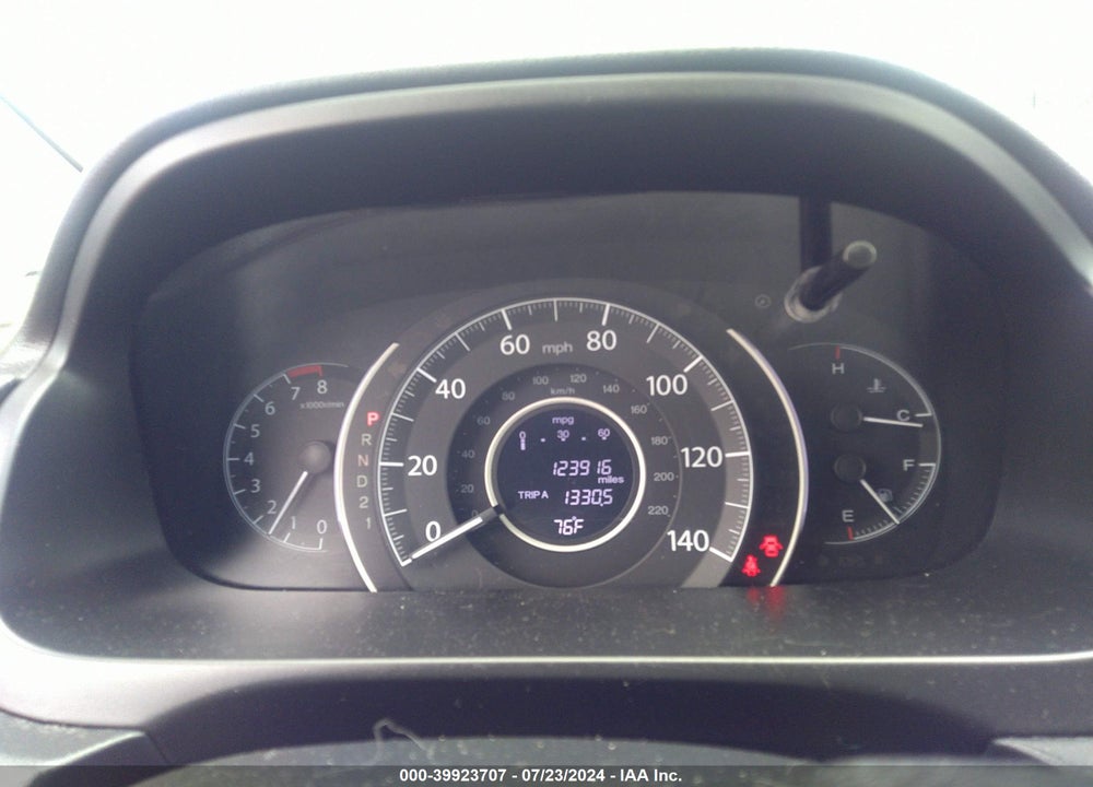 2014 HONDA CR-V LX VIN: 2HKRM4H33EH617016
