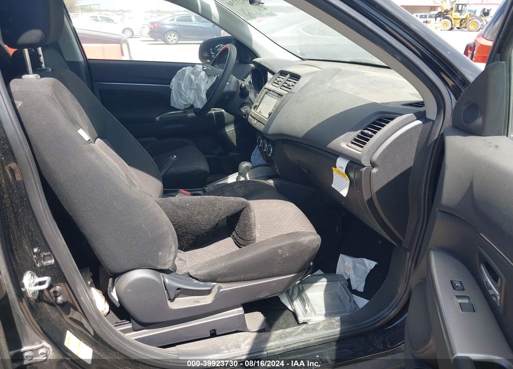 2018 MITSUBISHI OUTLANDER SPORT 2.0 ES/2.0 LE/ES 2.0 VIN: JA4AP3AU5JU020011
