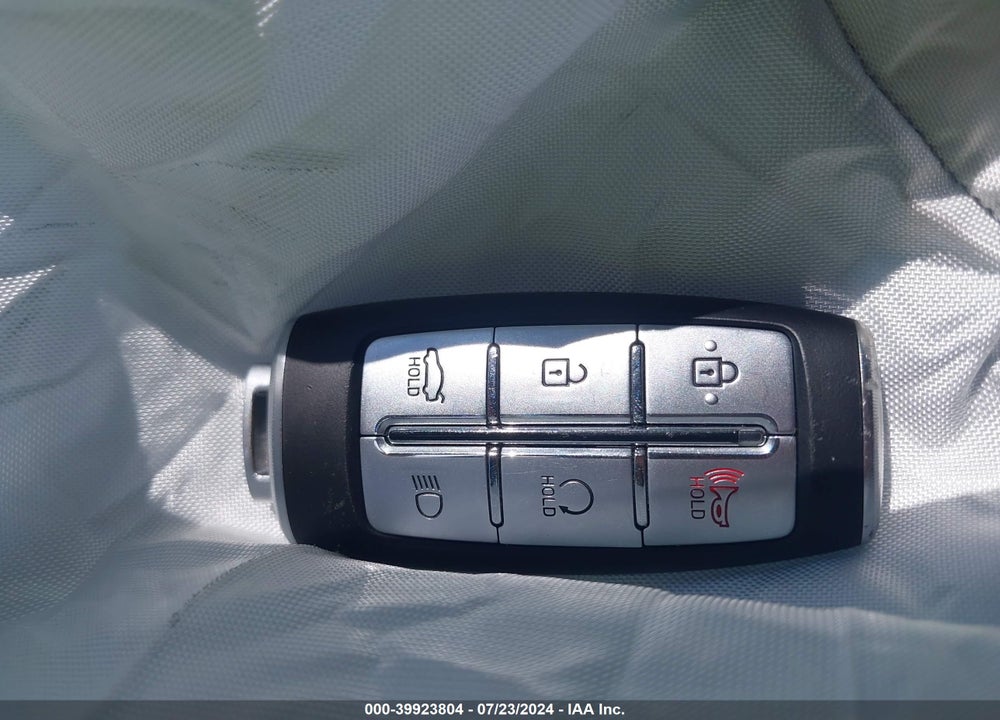 2022 GENESIS G70 3.3T AWD VIN: KMTG54TE6NU098905