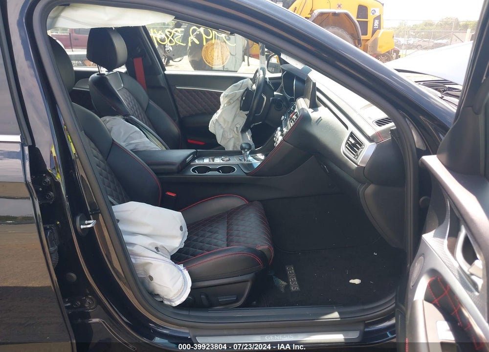2022 GENESIS G70 3.3T AWD VIN: KMTG54TE6NU098905