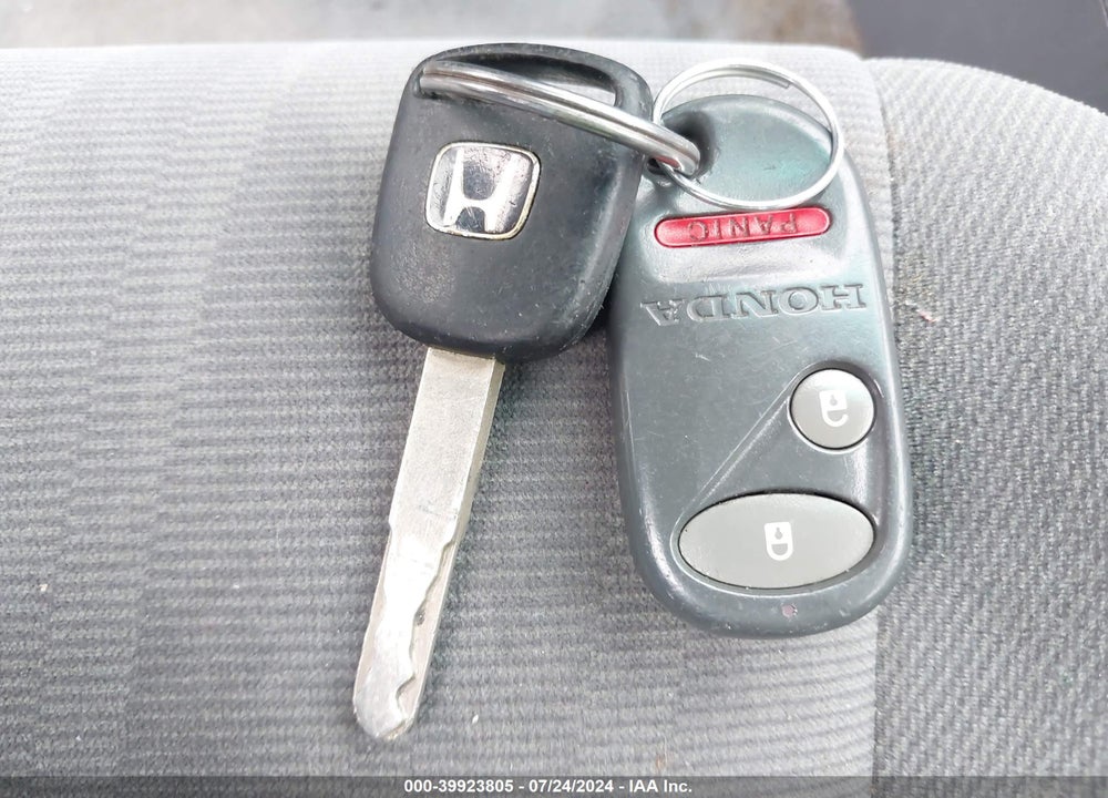 2005 HONDA CIVIC LX VIN: 1HGES16505L012990