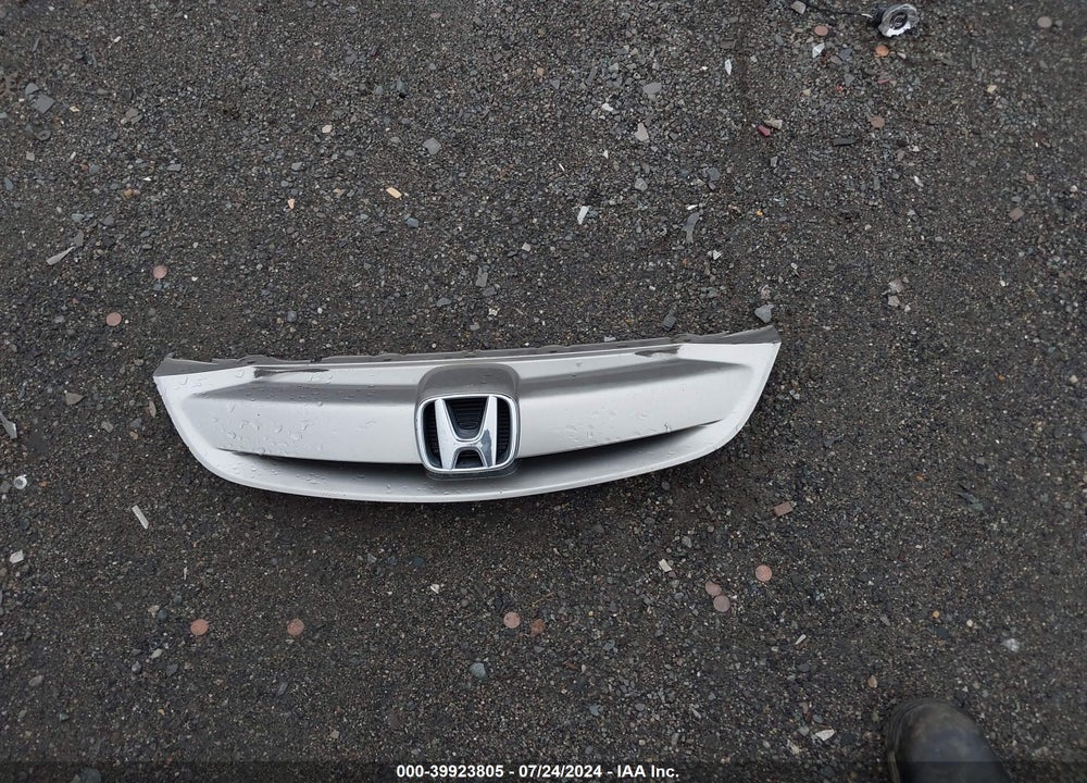 2005 HONDA CIVIC LX VIN: 1HGES16505L012990