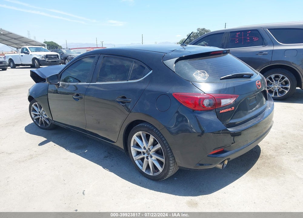 2017 MAZDA 3 TOURING 2.5 VIN: 3MZBN1L36HM132398