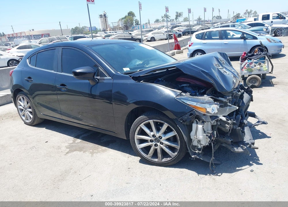 2017 MAZDA 3 TOURING 2.5 VIN: 3MZBN1L36HM132398