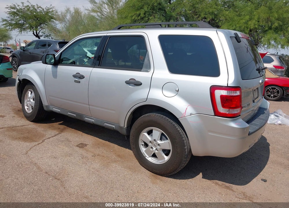 2011 FORD ESCAPE XLT VIN: 1FMCU0D76BKA44371