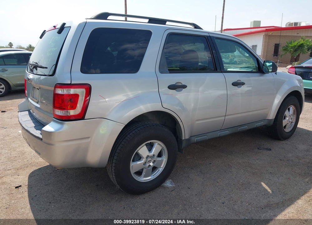 2011 FORD ESCAPE XLT VIN: 1FMCU0D76BKA44371