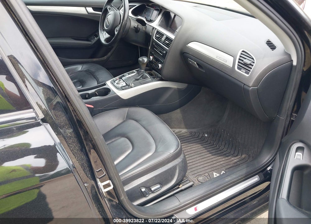 2016 AUDI A4 2.0T PREMIUM VIN: WAUBFAFL7GN013756