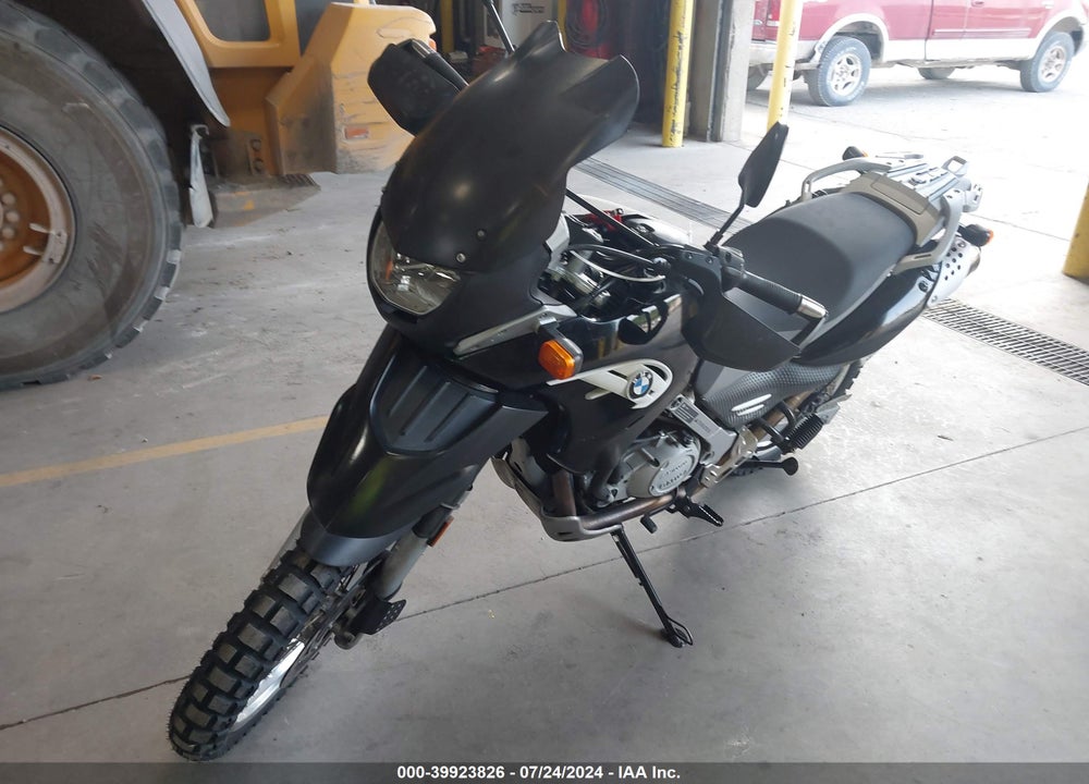 2005 BMW F650 GS VIN: WB10185A55ZL40242