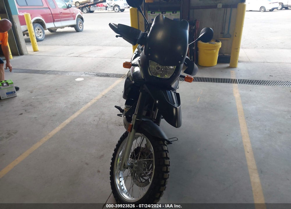 2005 BMW F650 GS VIN: WB10185A55ZL40242