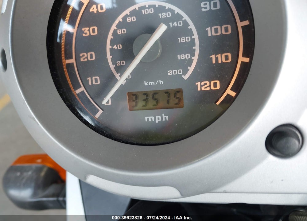 2005 BMW F650 GS VIN: WB10185A55ZL40242