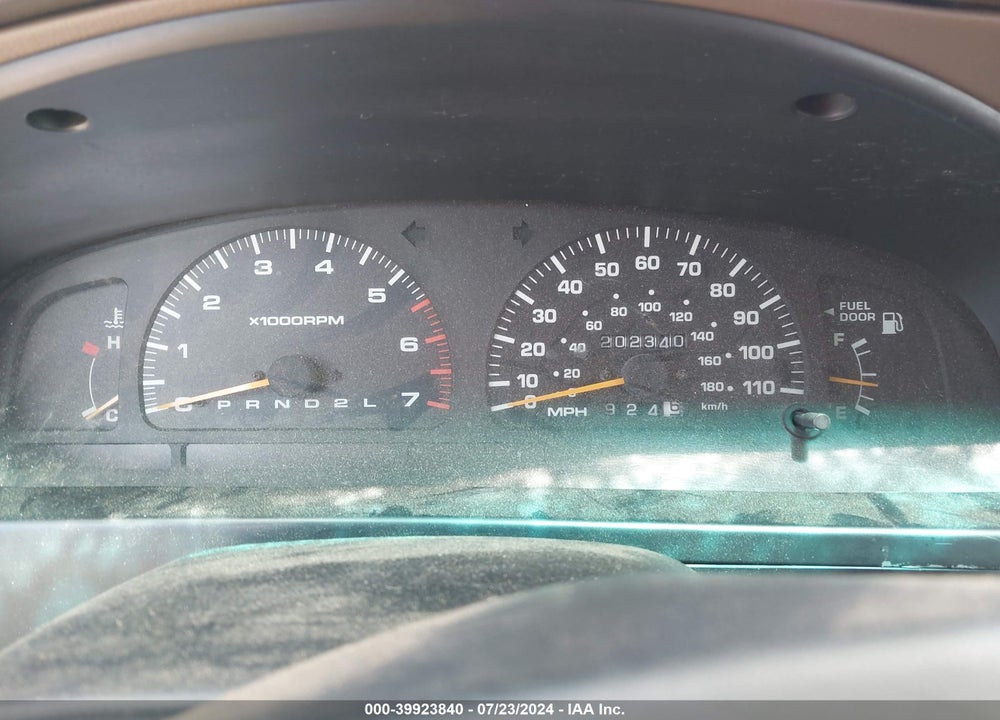 1998 TOYOTA 4RUNNER VIN: JT3GM84RXW0028105